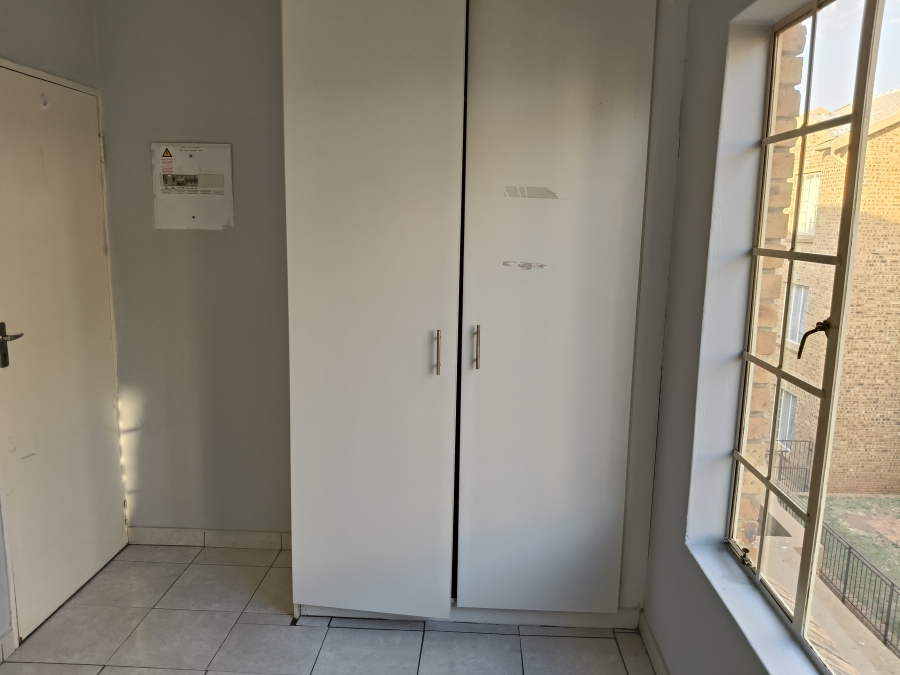 To Let 2 Bedroom Property for Rent in Terenure Gauteng