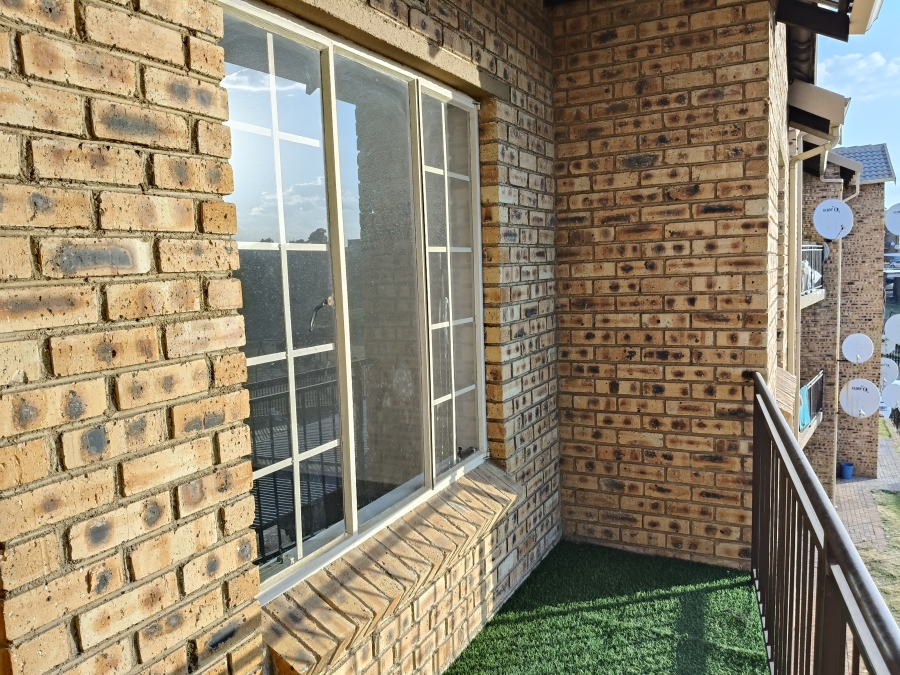 To Let 2 Bedroom Property for Rent in Terenure Gauteng