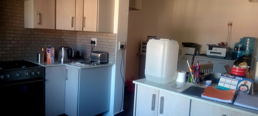 To Let 2 Bedroom Property for Rent in Halfway Gardens Gauteng