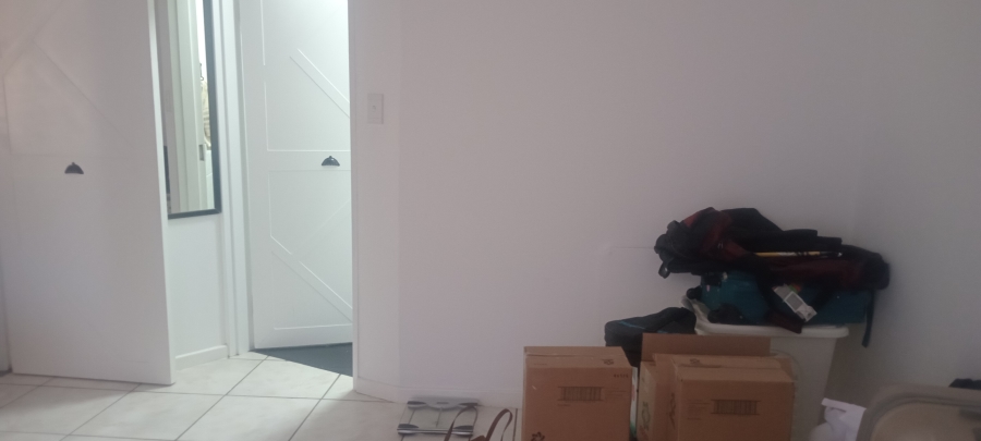 To Let 2 Bedroom Property for Rent in Halfway Gardens Gauteng