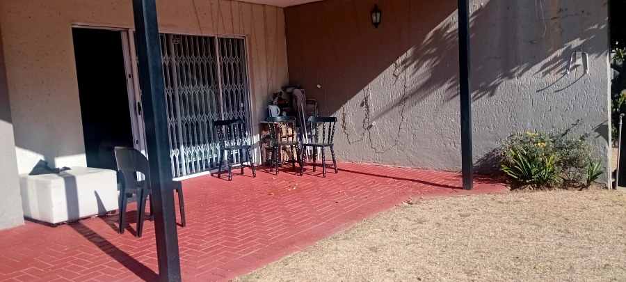 To Let 2 Bedroom Property for Rent in Halfway Gardens Gauteng