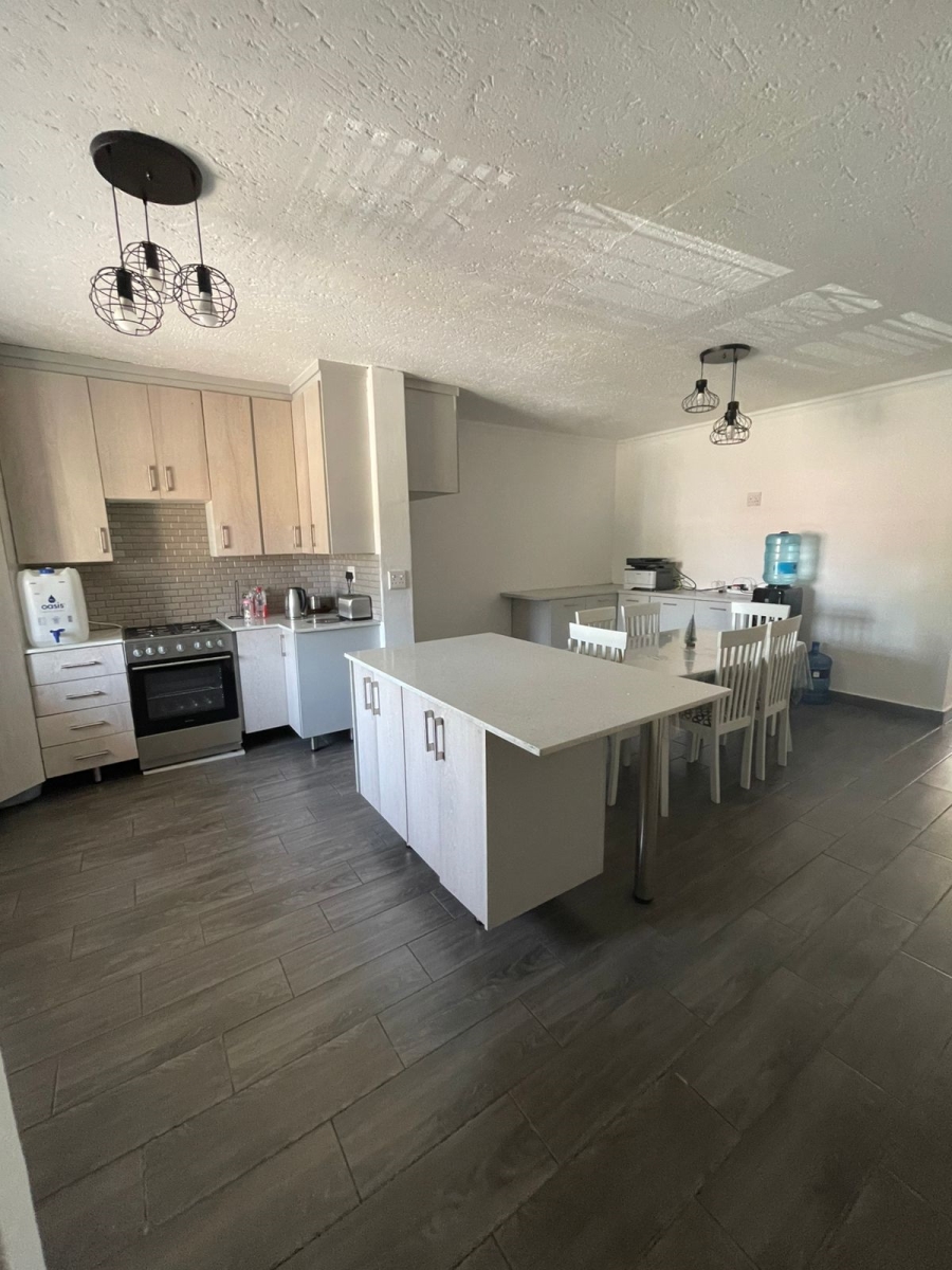 To Let 2 Bedroom Property for Rent in Halfway Gardens Gauteng
