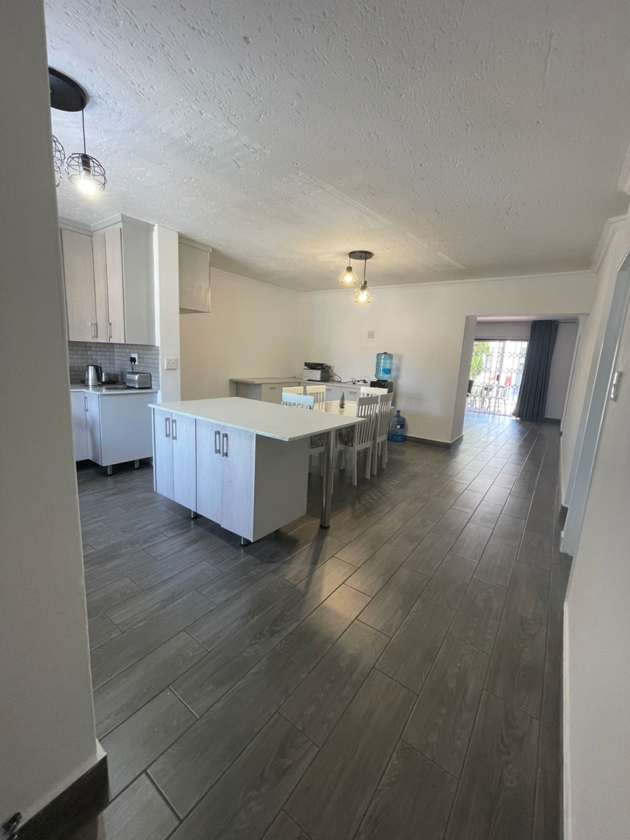 To Let 2 Bedroom Property for Rent in Halfway Gardens Gauteng