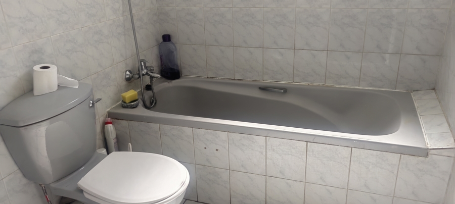 2 Bedroom Property for Sale in Ridgeway Gauteng