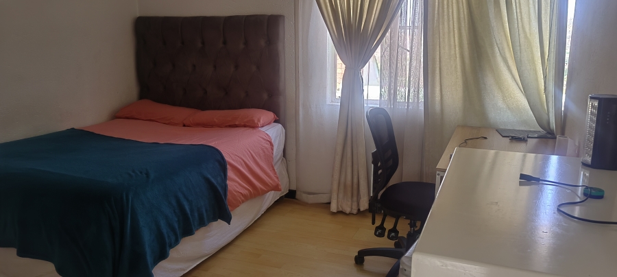 2 Bedroom Property for Sale in Ridgeway Gauteng