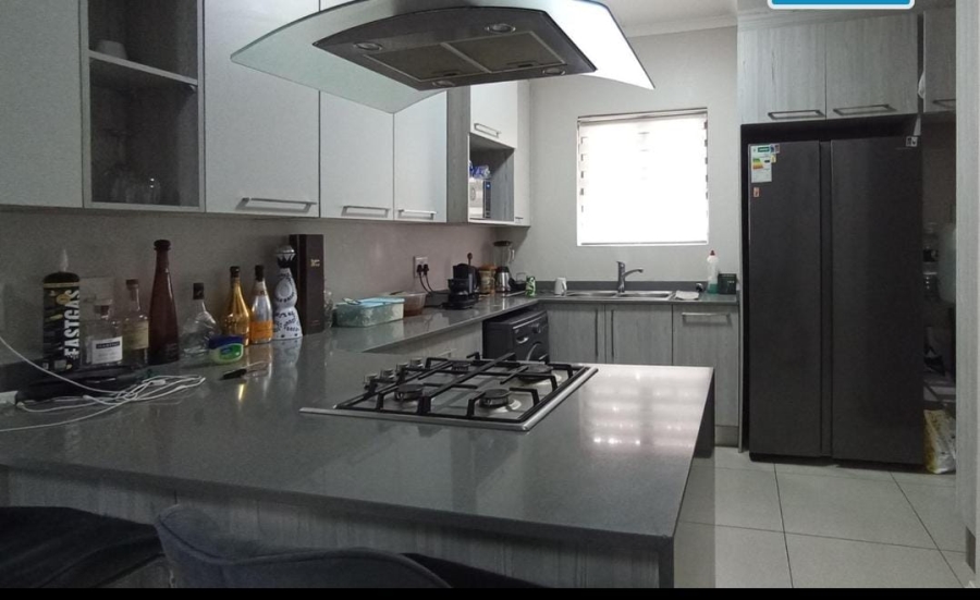 3 Bedroom Property for Sale in Erand Gardens Gauteng