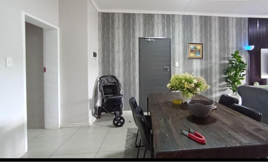 3 Bedroom Property for Sale in Erand Gardens Gauteng