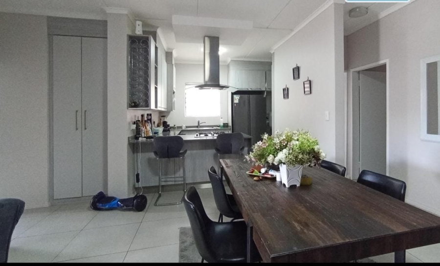 3 Bedroom Property for Sale in Erand Gardens Gauteng