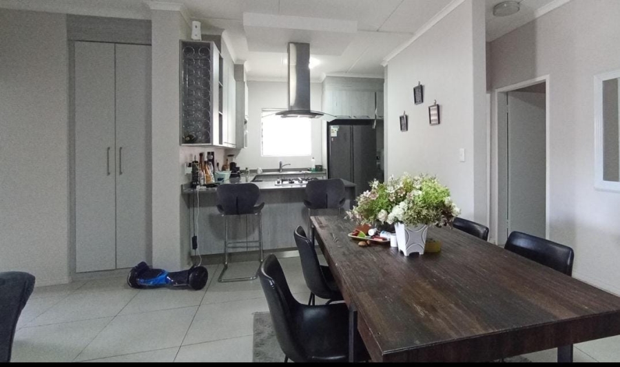 3 Bedroom Property for Sale in Erand Gardens Gauteng