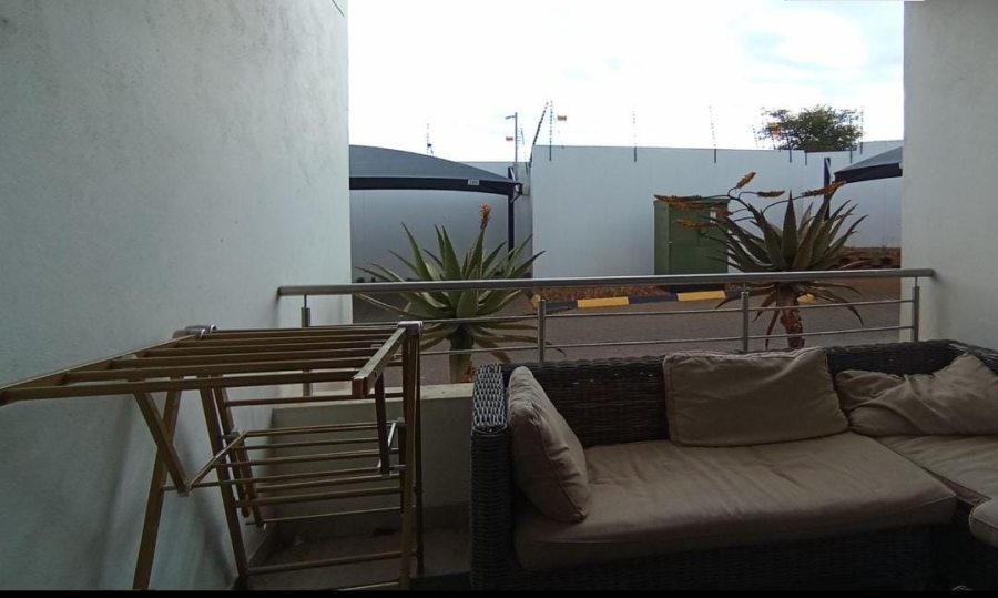 3 Bedroom Property for Sale in Erand Gardens Gauteng