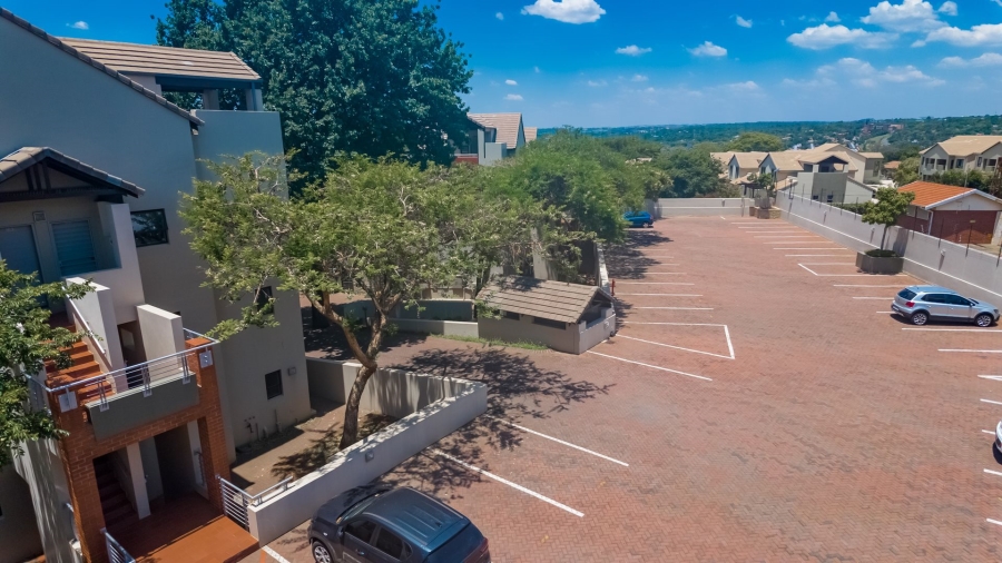 To Let 2 Bedroom Property for Rent in Bryanston East Gauteng