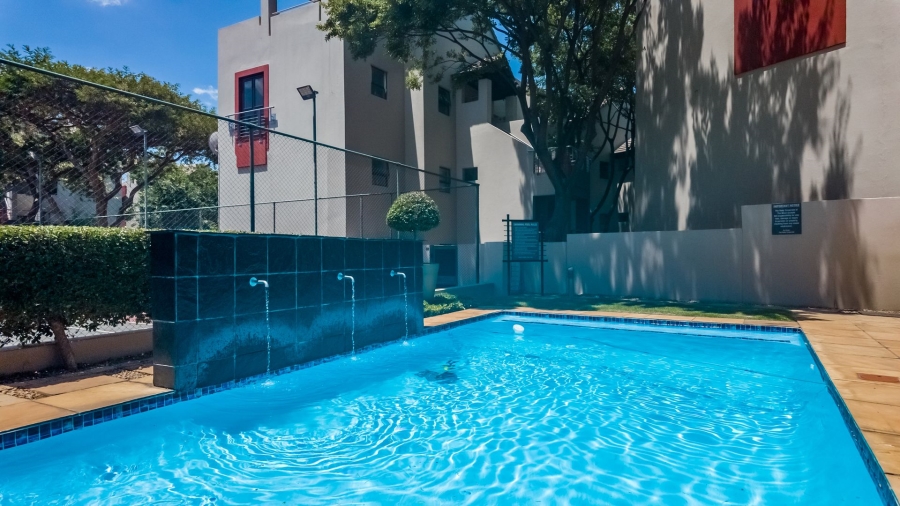 To Let 2 Bedroom Property for Rent in Bryanston East Gauteng