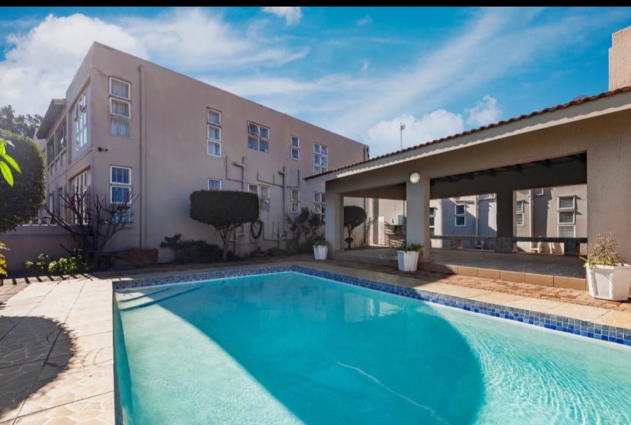 2 Bedroom Property for Sale in Oakdene Gauteng