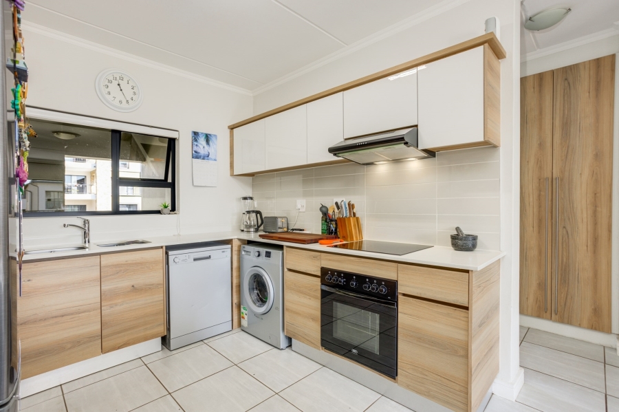 2 Bedroom Property for Sale in Waterfall Heights Gauteng