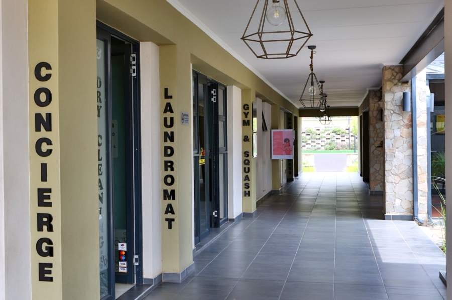 2 Bedroom Property for Sale in Waterfall Heights Gauteng