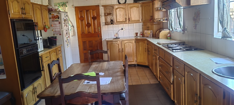 3 Bedroom Property for Sale in Regents Park Gauteng