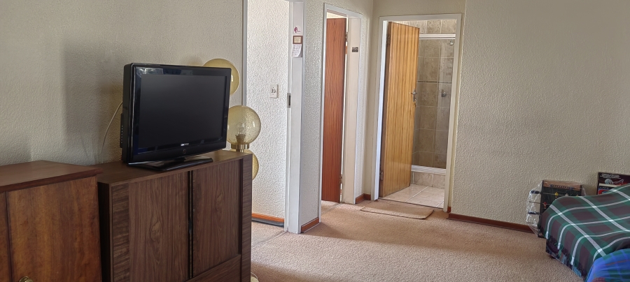 3 Bedroom Property for Sale in Regents Park Gauteng