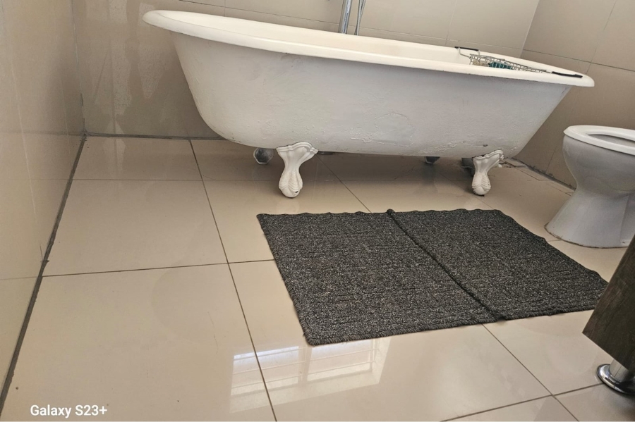 4 Bedroom Property for Sale in Amandasig Gauteng