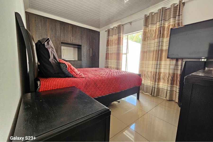 4 Bedroom Property for Sale in Amandasig Gauteng