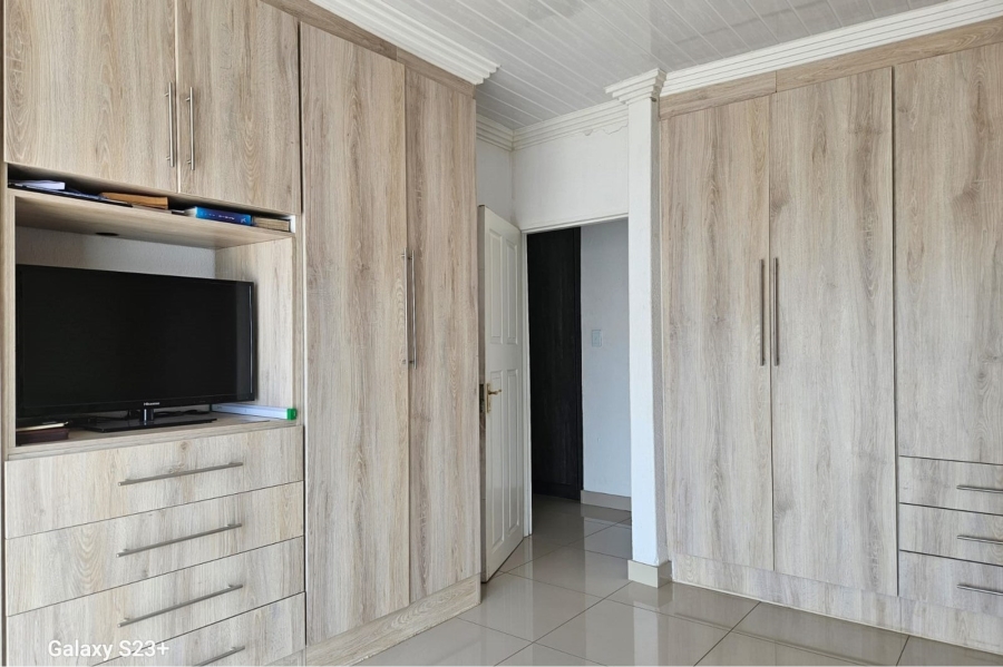 4 Bedroom Property for Sale in Amandasig Gauteng