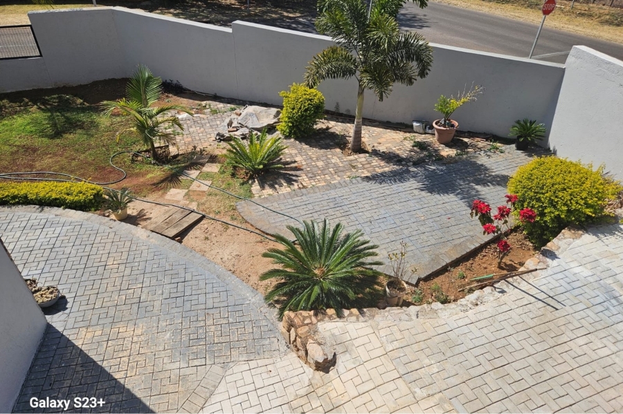 4 Bedroom Property for Sale in Amandasig Gauteng