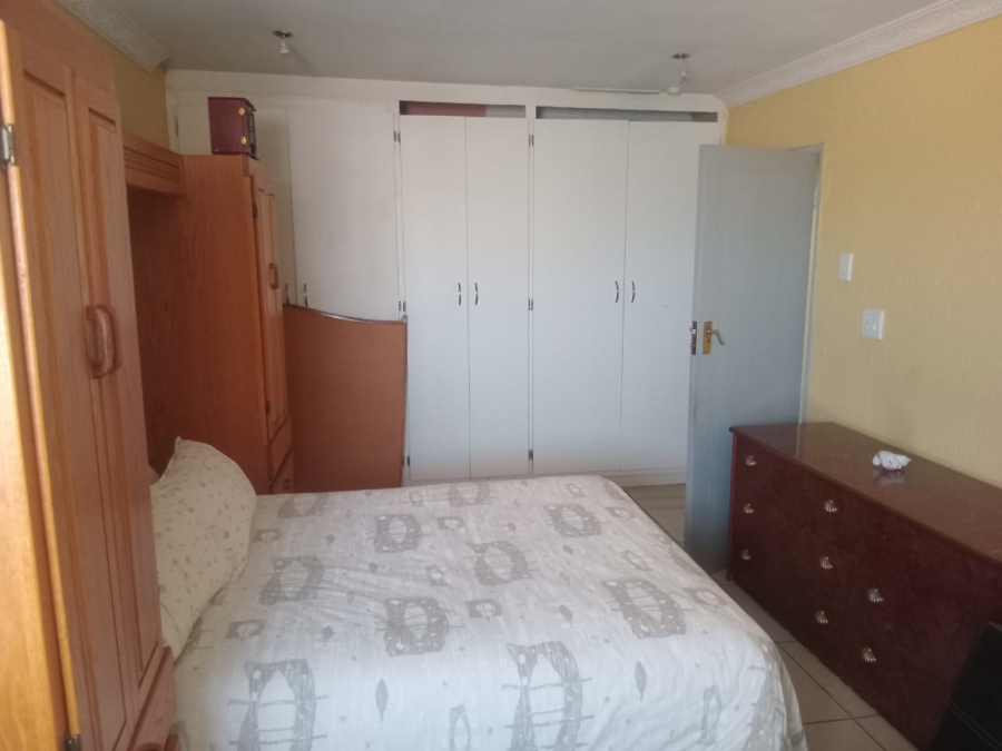 To Let 4 Bedroom Property for Rent in Liefde en Vrede Gauteng