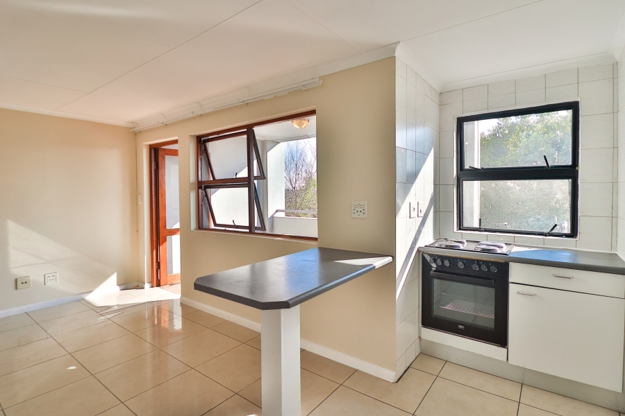 To Let 1 Bedroom Property for Rent in Sandown Gauteng
