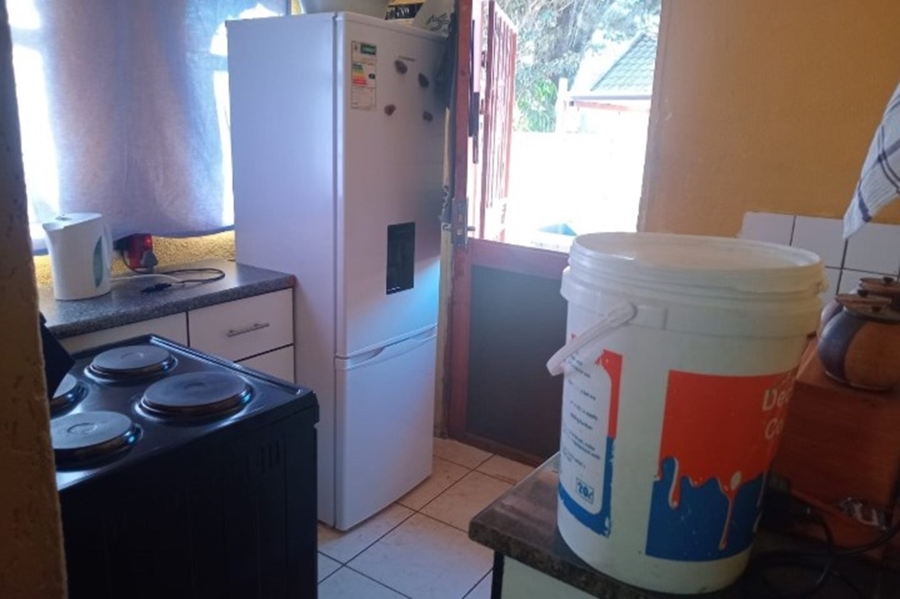 2 Bedroom Property for Sale in Protea Glen Gauteng