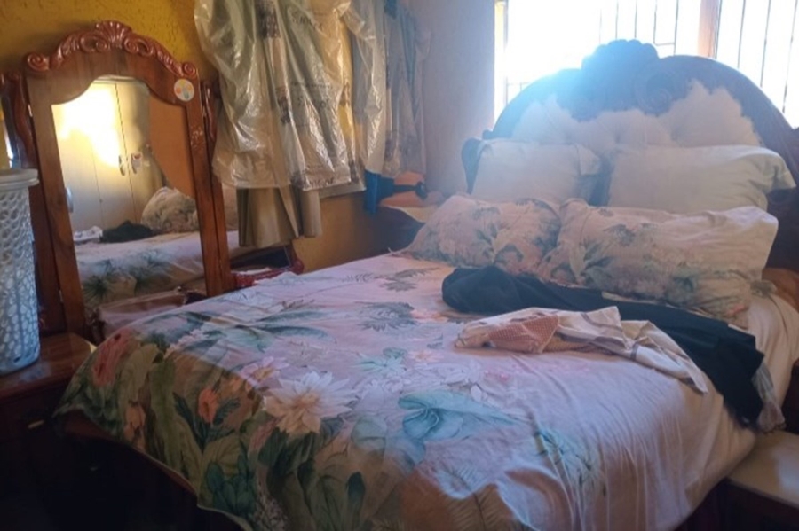 2 Bedroom Property for Sale in Protea Glen Gauteng