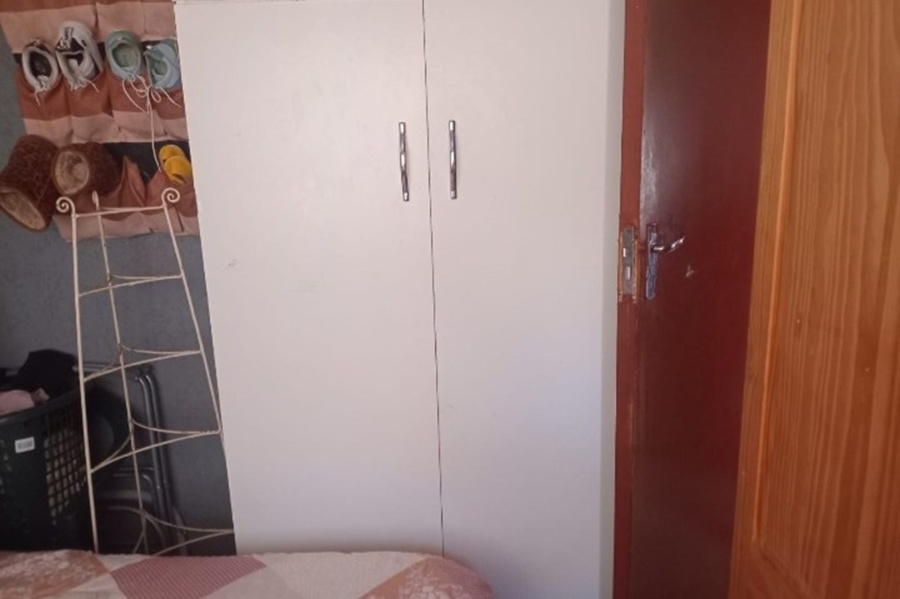 2 Bedroom Property for Sale in Protea Glen Gauteng