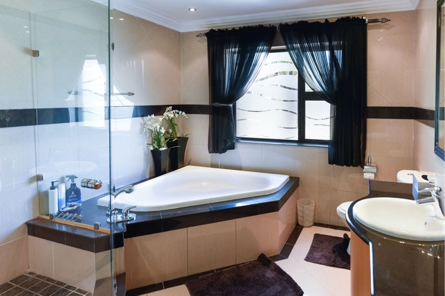 4 Bedroom Property for Sale in Northdene Gauteng
