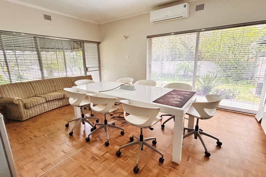 4 Bedroom Property for Sale in Waterkloof Ridge Gauteng