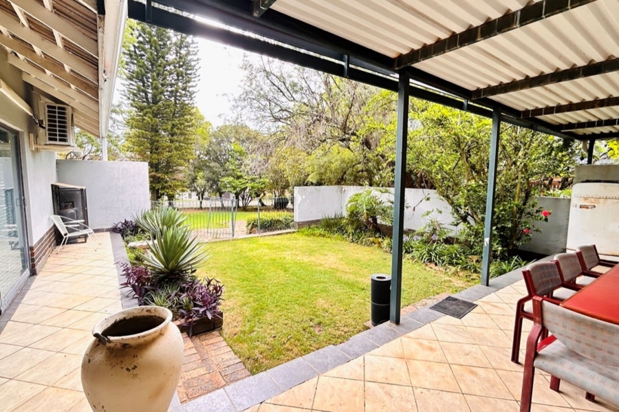 4 Bedroom Property for Sale in Waterkloof Ridge Gauteng