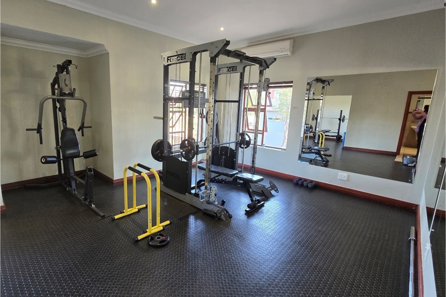2 Bedroom Property for Sale in Mooikloof Gauteng