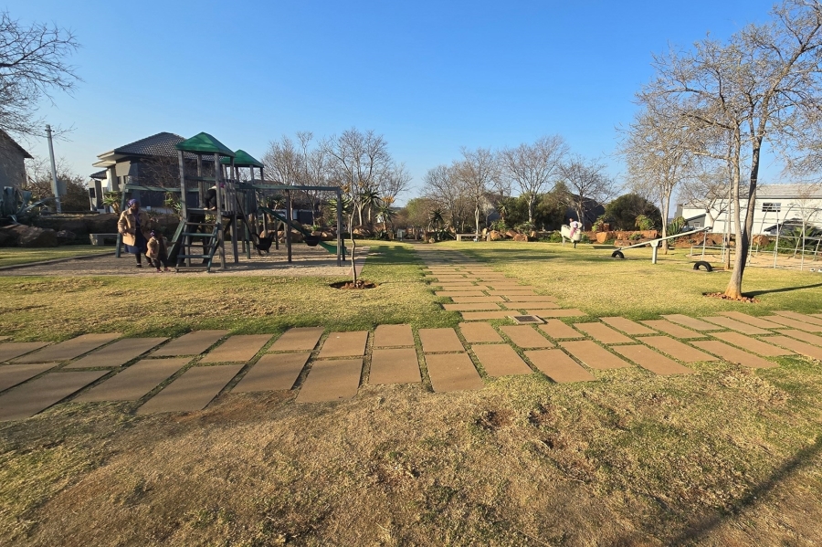 2 Bedroom Property for Sale in Mooikloof Gauteng