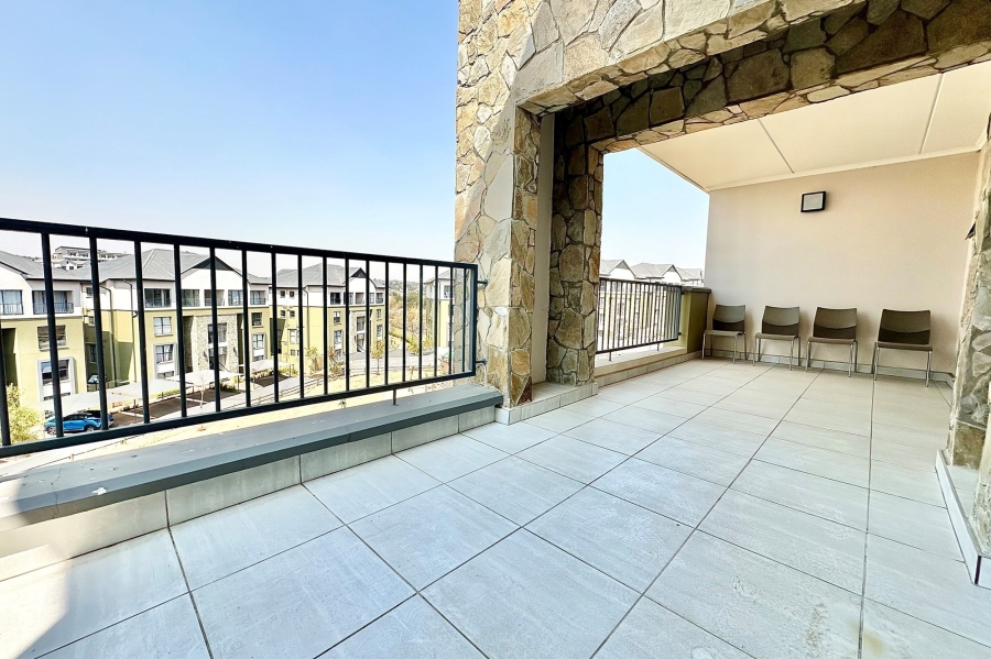 2 Bedroom Property for Sale in Waterfall Gauteng