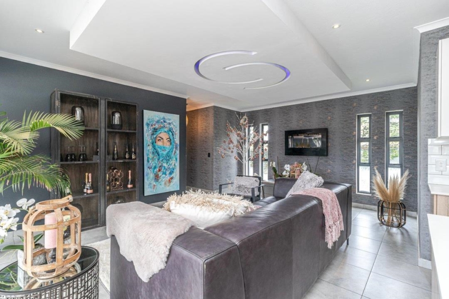 4 Bedroom Property for Sale in Homes Haven Gauteng