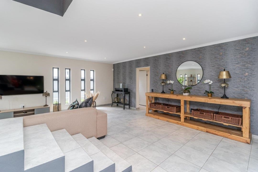 4 Bedroom Property for Sale in Homes Haven Gauteng