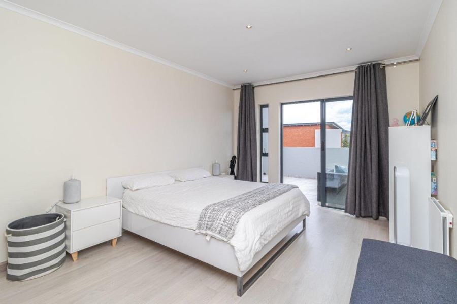 4 Bedroom Property for Sale in Homes Haven Gauteng