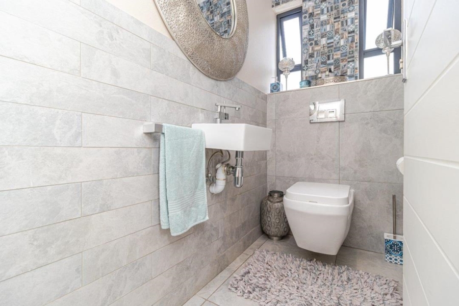 4 Bedroom Property for Sale in Homes Haven Gauteng
