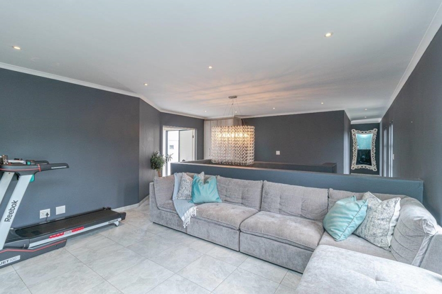 4 Bedroom Property for Sale in Homes Haven Gauteng