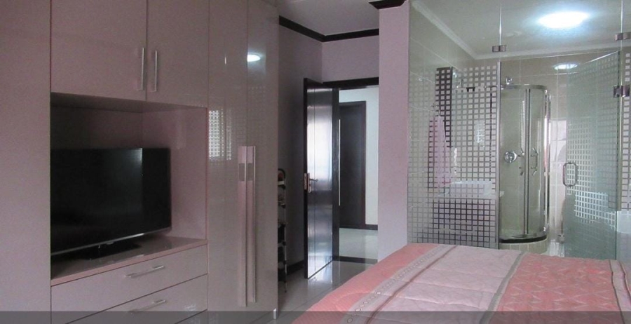 3 Bedroom Property for Sale in Carlswald Gauteng