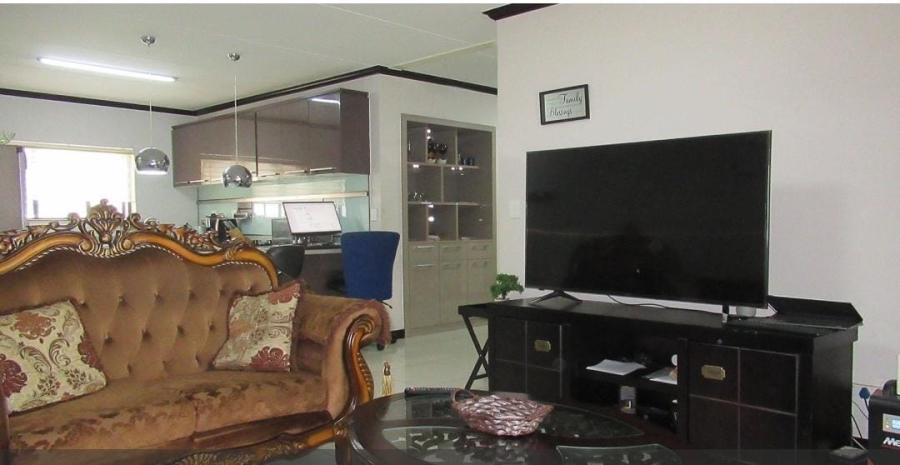 3 Bedroom Property for Sale in Carlswald Gauteng
