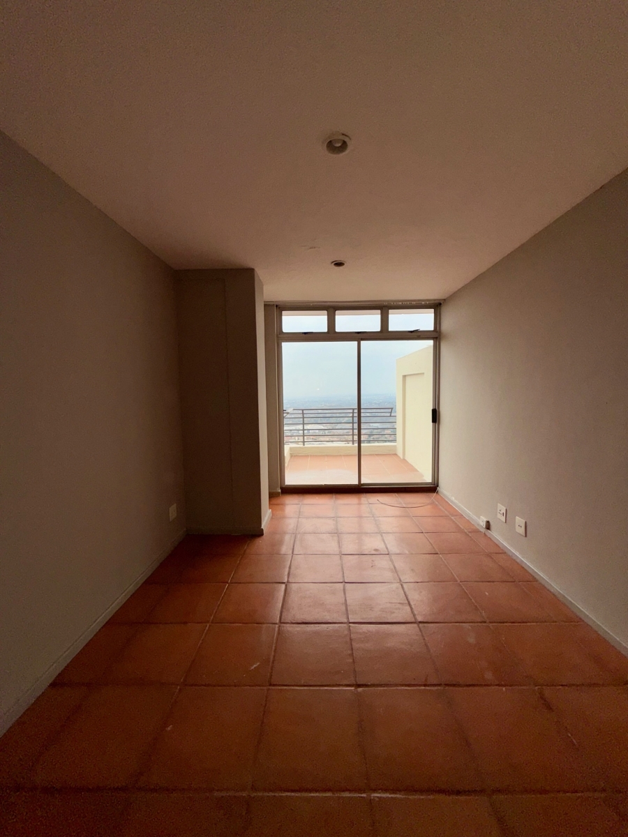 To Let 2 Bedroom Property for Rent in Northcliff Gauteng
