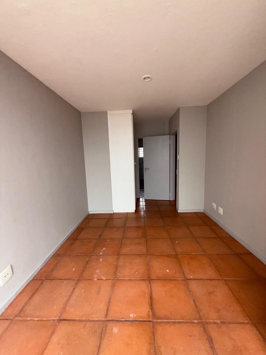 To Let 2 Bedroom Property for Rent in Northcliff Gauteng
