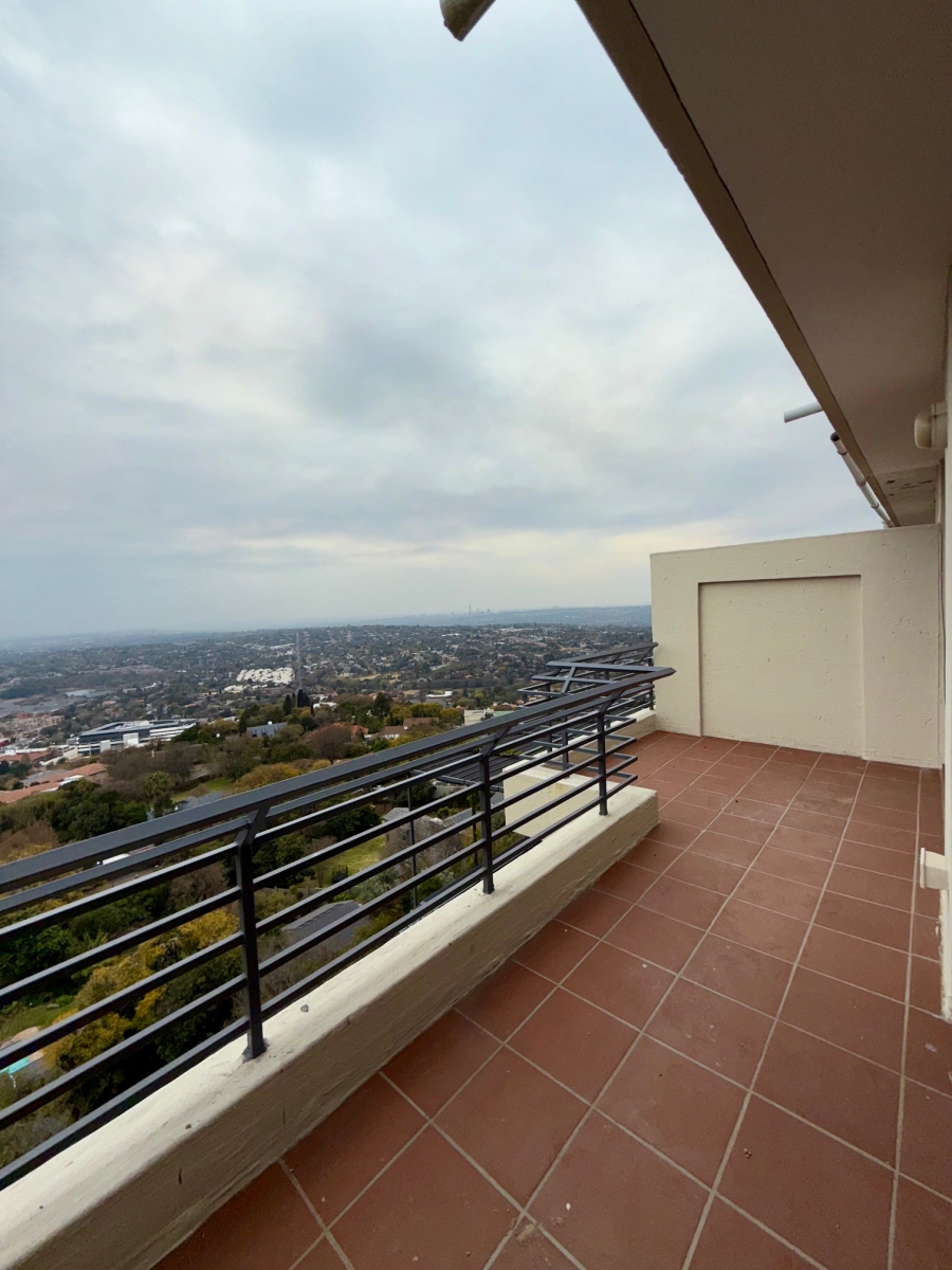 To Let 2 Bedroom Property for Rent in Northcliff Gauteng