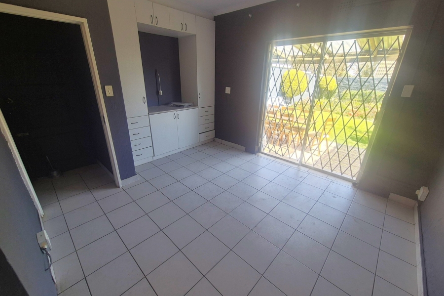 1 Bedroom Property for Sale in Fourways Gauteng