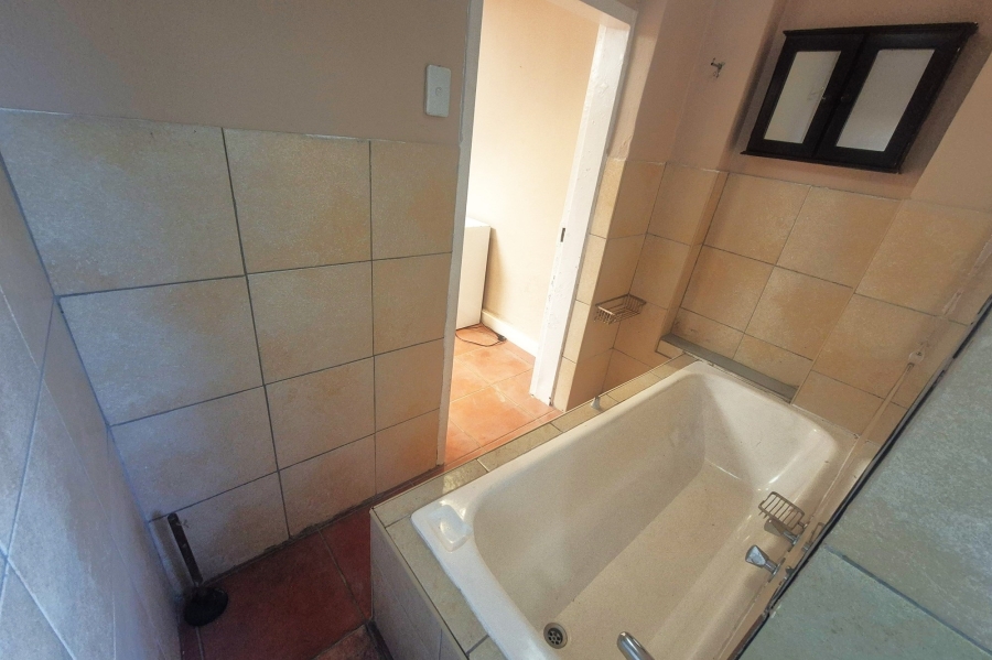 1 Bedroom Property for Sale in Fourways Gauteng