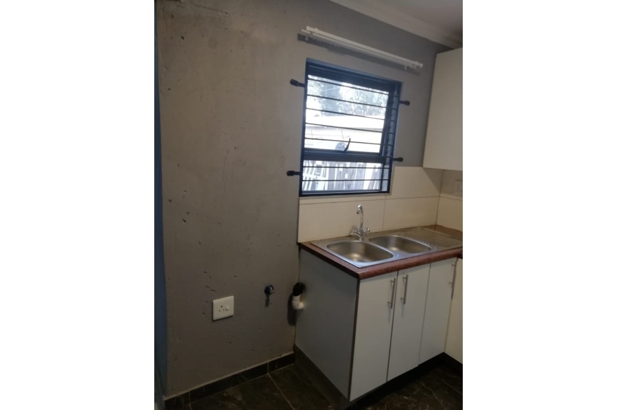 4 Bedroom Property for Sale in Bezuidenhout Valley Gauteng