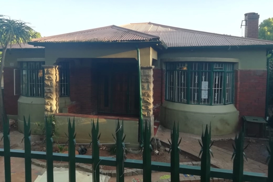 4 Bedroom Property for Sale in Bezuidenhout Valley Gauteng